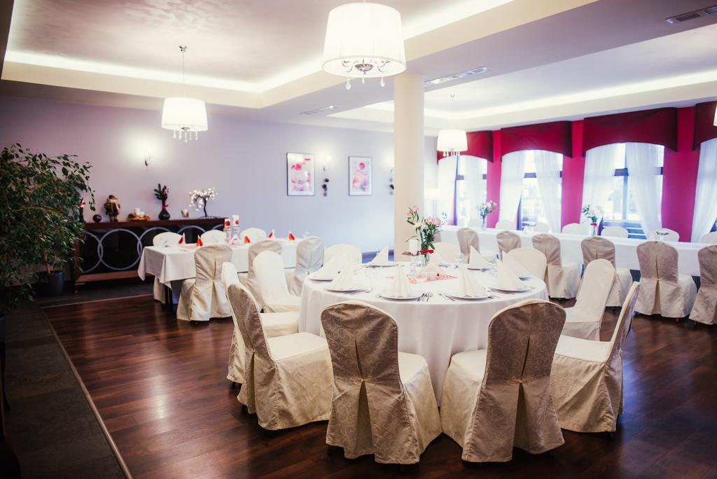Hotel Wojto Zamość Buitenkant foto